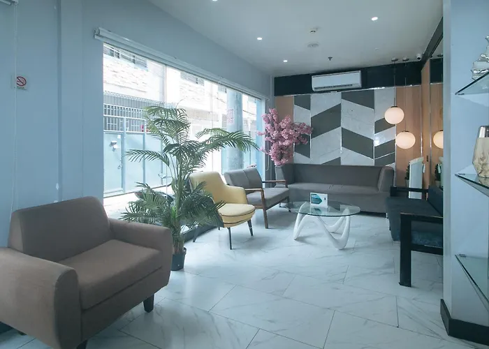 Maine Residences Leveriza By Reddoorz Hotel Manila