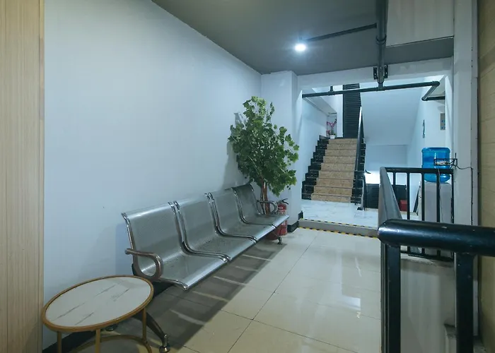Maine Residences Leveriza By Reddoorz Manila