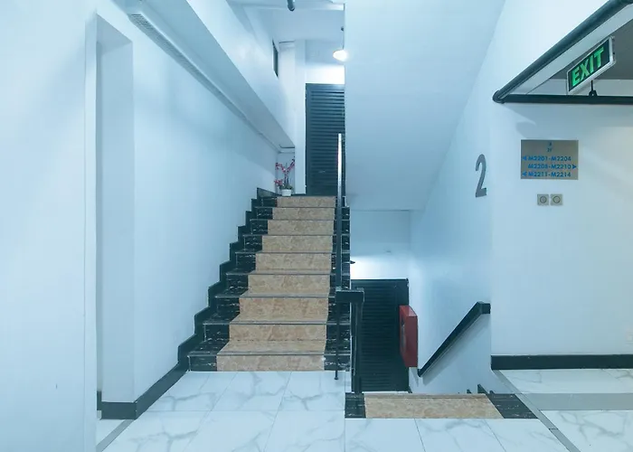 Maine Residences Leveriza By Reddoorz Manila