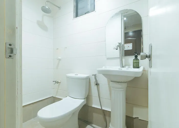 Hotel Maine Residences Leveriza By Reddoorz Manila