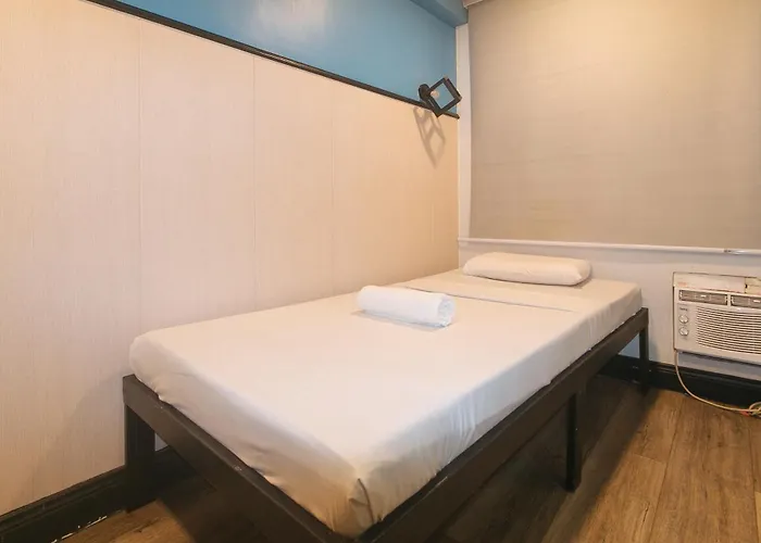 Hotel Maine Residences Leveriza By Reddoorz 2*