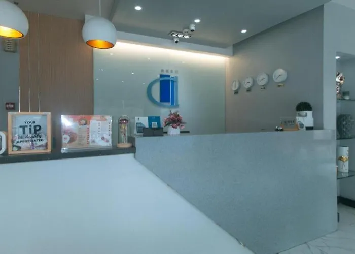 Maine Residences Leveriza By Reddoorz Hotel Manila
