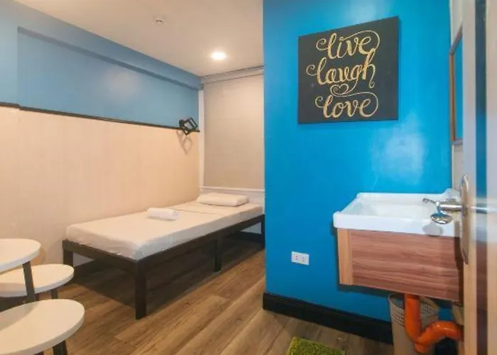 Hotel Maine Residences Leveriza By Reddoorz Manila